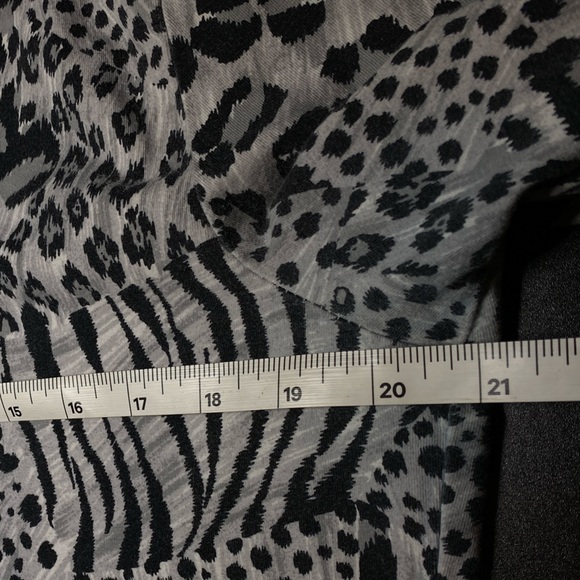 Kim Rogers - Animal Print - Cotton / Spandex -  Sweater - Size L - Picture 8 of 10